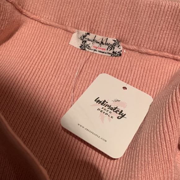 FREE PEOPLE INTIMATELY IN TIME TUBE TOP BEAUTIFUL PINK ROSE COLOR SIZE SMALL - Picture 8 of 8